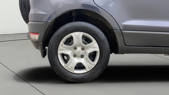 Second-hand 2014 Ford Ecosport 1.5 DV5 MT Ambiente for sale in Hyderabad-24