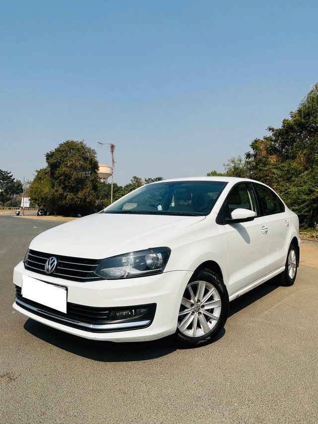 Second-hand 2018 Volkswagen Vento 1.2 TSI Highline AT for sale in Vadodara-1