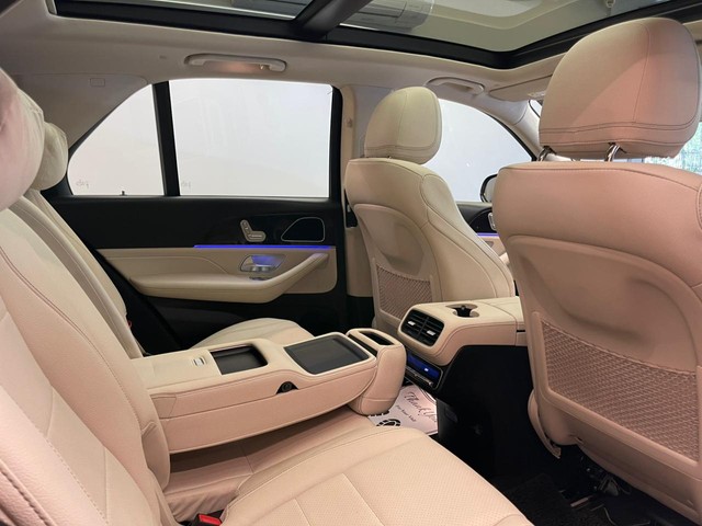 Second-hand 2022 Mercedes-Benz GLE 300d BSVI for sale in Mumbai-9