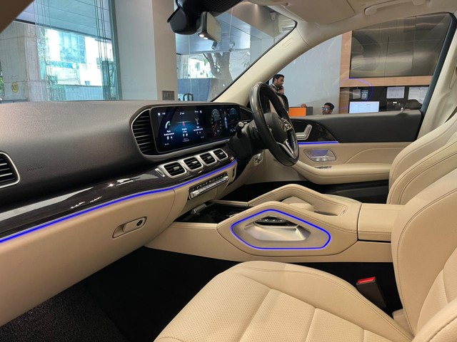 Second-hand 2022 Mercedes-Benz GLE 300d BSVI for sale in Mumbai-19