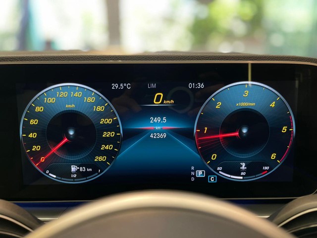 Second-hand 2022 Mercedes-Benz GLE 300d BSVI for sale in Mumbai-4