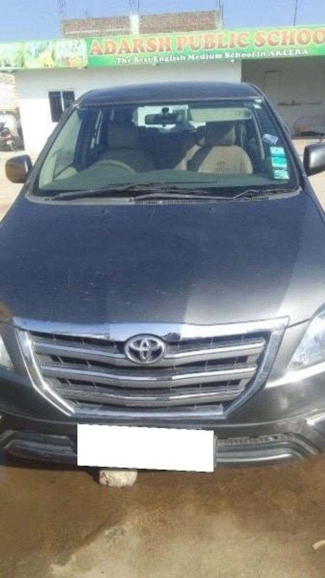 Toyota Innova 2.5 G (Diesel) 7 Seater Second-hand 2012 Toyota Innova 2.5 G (Diesel) 7 Seater for sale in Kota-3