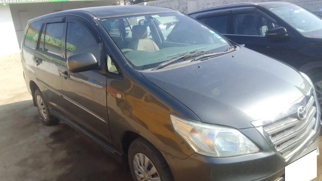 Toyota Innova 2.5 G (Diesel) 7 Seater Second-hand 2012 Toyota Innova 2.5 G (Diesel) 7 Seater for sale in Kota-0