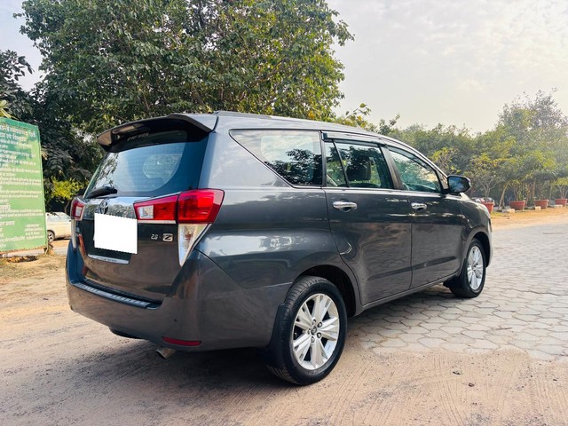Second-hand 2018 Toyota Innova Crysta 2.8 GX AT BSIV for sale in New Delhi-10