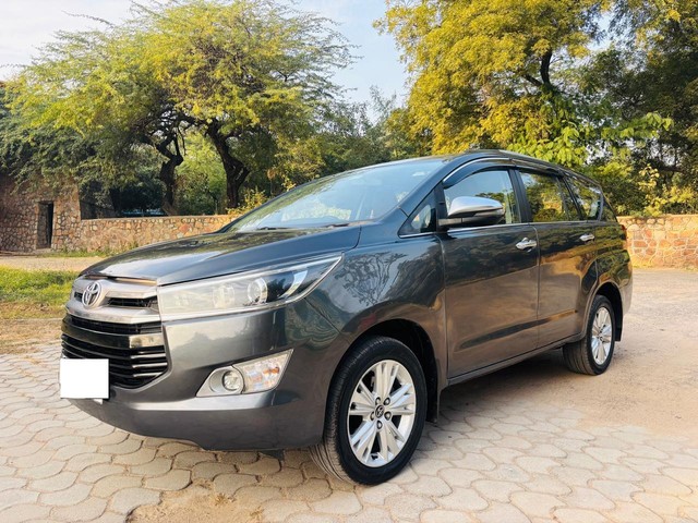 Second-hand 2018 Toyota Innova Crysta 2.8 GX AT BSIV for sale in New Delhi-5