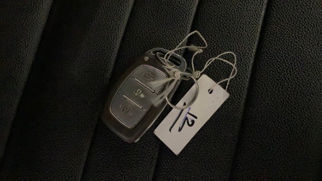 Second-hand 2015 Hyundai i20 Asta 1.2 for sale in Gurgaon-5