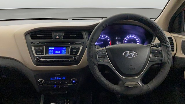 Second-hand 2015 Hyundai i20 Asta 1.2 for sale in Gurgaon-1