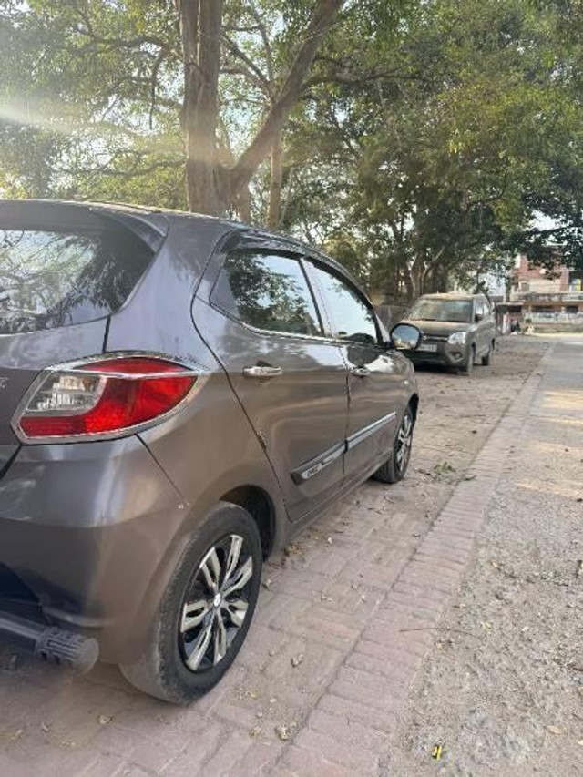 Tata Tiago XZ Second-hand 2020 Tata Tiago XZ for sale in Kanpur-5