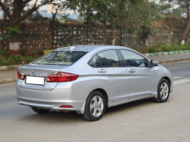 Second-hand 2014 Honda City i VTEC CVT VX for sale in Navi Mumbai-11