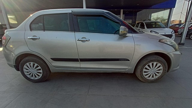 Second-hand 2016 Maruti Suzuki Swift Dzire VXI for sale in Etawah-1