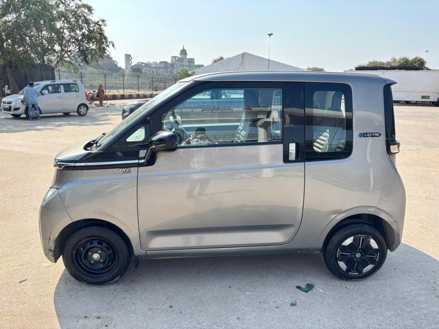 Second-hand 2024 MG Comet EV Plush for sale in Lucknow-2