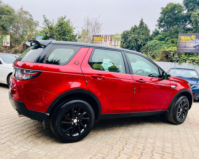 Second-hand 2019 Land Rover Discovery HSE 3.0 TD6 for sale in Faridabad-2