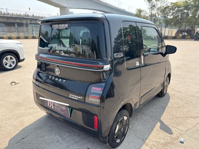 Second-hand 2023 MG Comet EV Plush for sale in Lucknow-5