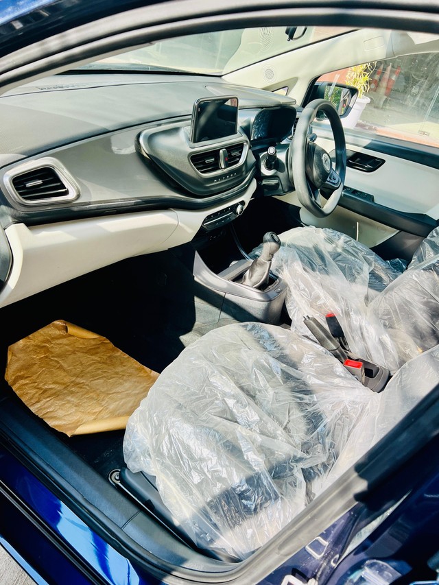 Second-hand 2024 Tata Altroz XT for sale in Faridabad-4