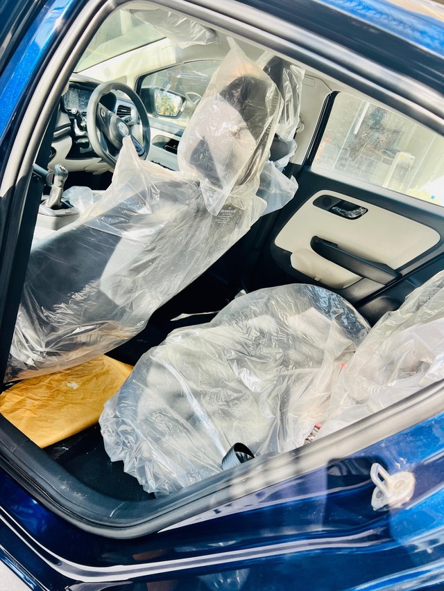 Second-hand 2024 Tata Altroz XT for sale in Faridabad-6