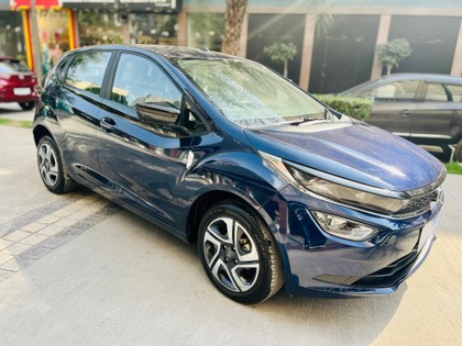 2024 Tata Altroz XT