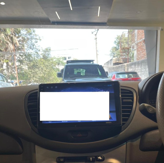 Second-hand 2013 Hyundai i10 Sportz for sale in Hyderabad-12