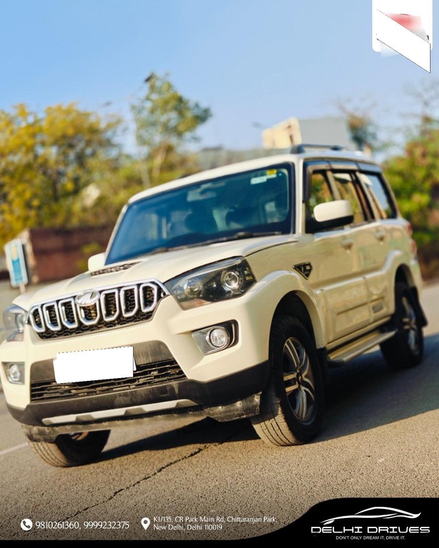 Second-hand 2019 Mahindra Scorpio S5 BSIV for sale in New Delhi-3