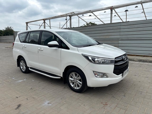 Second-hand 2020 Toyota Innova Crysta 2.4 G 7 STR for sale in Ahmedabad-10