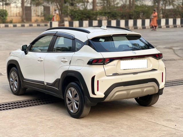 Second-hand 2023 Maruti Suzuki FRONX Delta CNG for sale in Thane-4