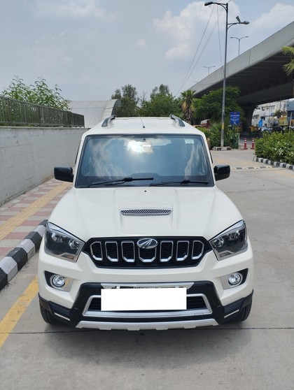 Second-hand 2022 Mahindra Scorpio S5 for sale in New Delhi