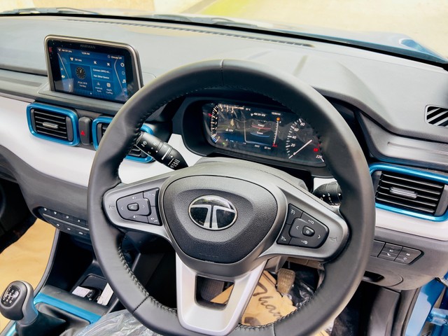 Second-hand 2024 Tata Punch Creative Flagship DT for sale in Faridabad-11