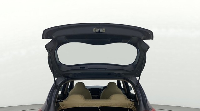 Second-hand 2015 Hyundai Grand i10 Magna for sale in Ahmedabad-20