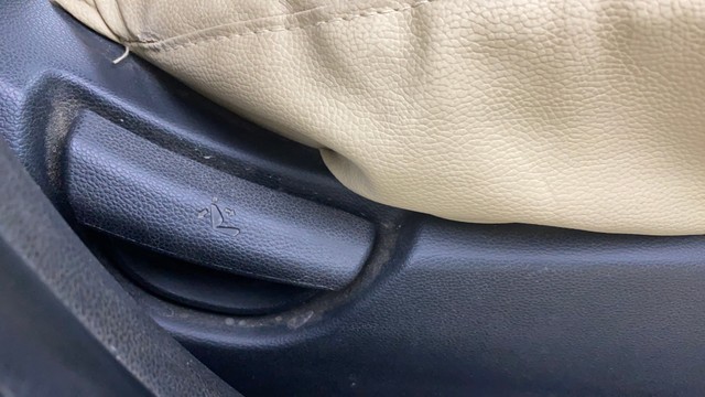 Second-hand 2015 Hyundai Grand i10 Magna for sale in Ahmedabad-18