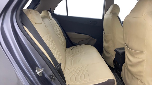 Second-hand 2015 Hyundai Grand i10 Magna for sale in Ahmedabad-16