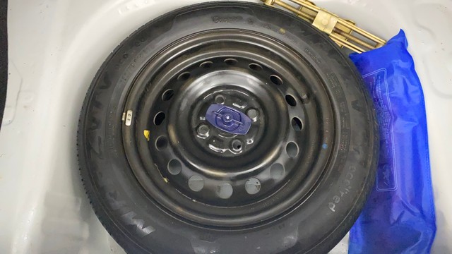 Second-hand 2023 Maruti Suzuki Wagon R ZXI for sale in Ahmedabad-27