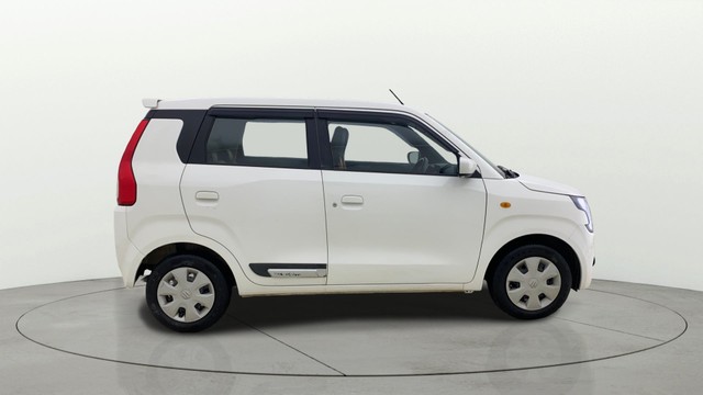 Second-hand 2023 Maruti Suzuki Wagon R ZXI for sale in Ahmedabad-1