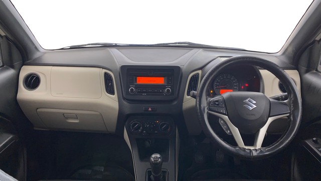 Second-hand 2023 Maruti Suzuki Wagon R ZXI for sale in Ahmedabad-10