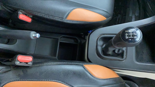 Second-hand 2023 Maruti Suzuki Wagon R ZXI for sale in Ahmedabad-13