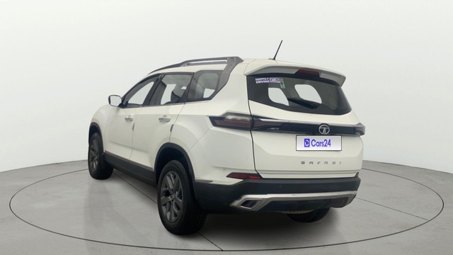 Second-hand 2021 Tata Safari XT Plus BSVI for sale in Lucknow-16