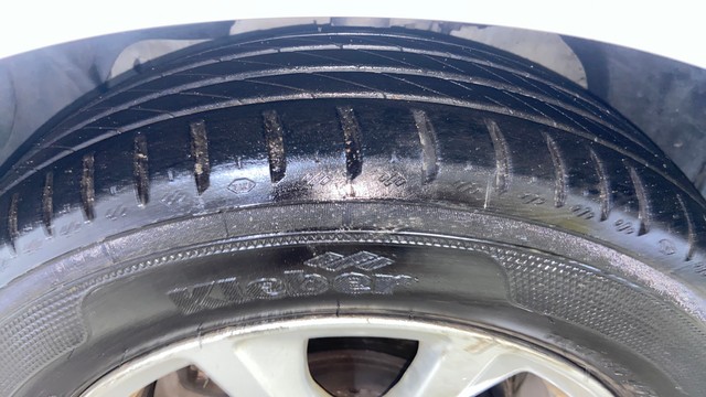 Second-hand 2019 Ford Figo 1.2P Titanium MT for sale in Surat-31