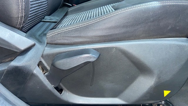 Second-hand 2019 Ford Figo 1.2P Titanium MT for sale in Surat-18