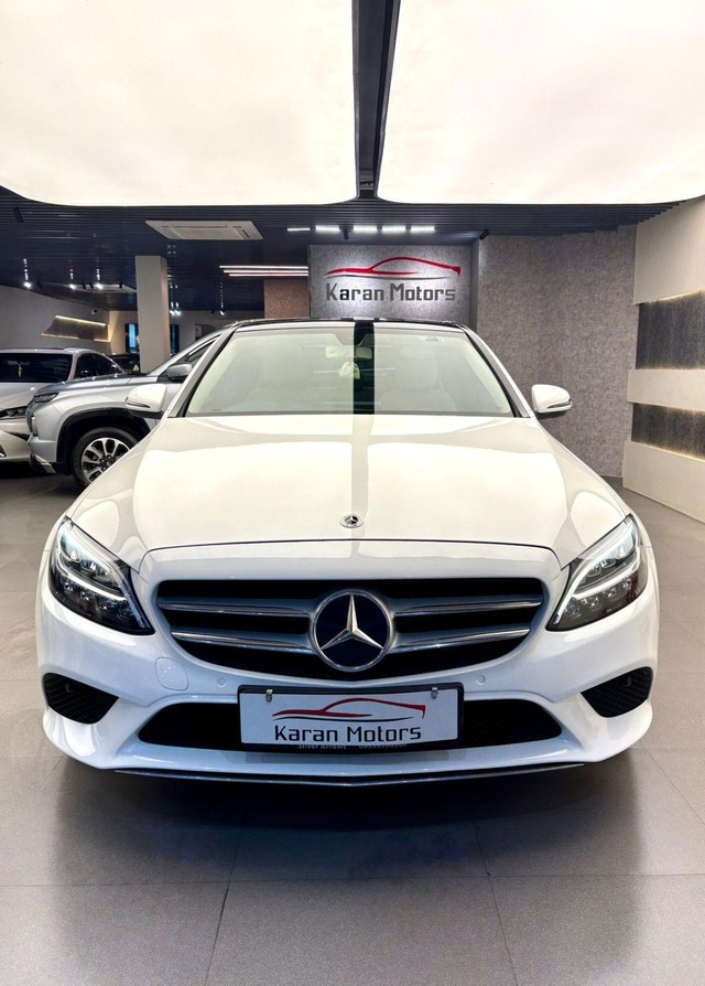 Second-hand 2019 Mercedes-Benz C-Class Progressive C 220d for sale in New Delhi-0