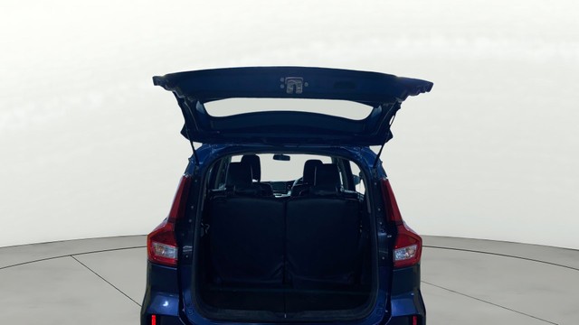 Second-hand 2021 Maruti Suzuki XL6 Alpha for sale in Surat-10