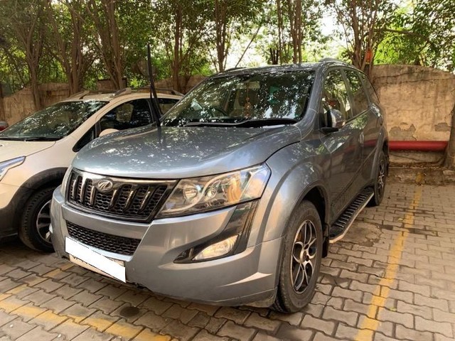 Mahindra XUV500 R W10 FWD Second-hand 2016 Mahindra XUV500 R W10 FWD for sale in Ghaziabad-0