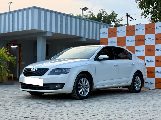 Skoda Octavia Elegance 2.0 TDI AT Second-hand 2014 Skoda Octavia Elegance 2.0 TDI AT for sale in Chennai-8