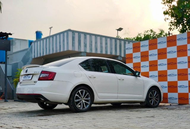 Skoda Octavia RS Second-hand 2018 Skoda Octavia RS for sale in Chennai-4