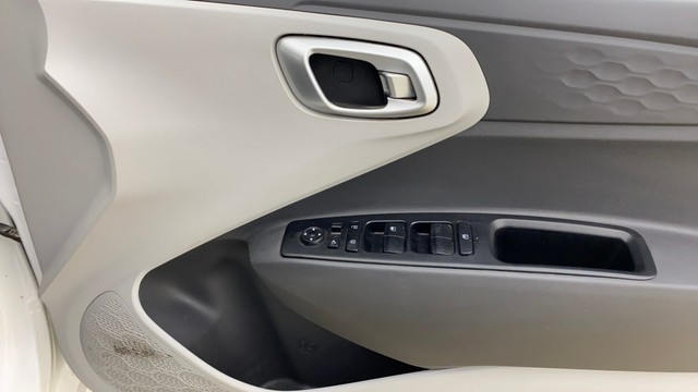 Second-hand 2022 Hyundai Grand i10 Nios Sportz for sale in Ahmedabad-3