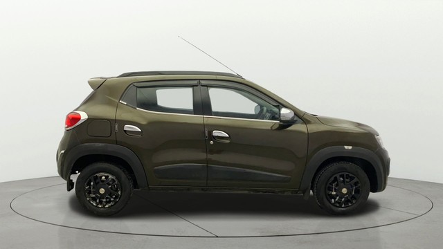 Second-hand 2019 Renault KWID RXL for sale in Kochi-12