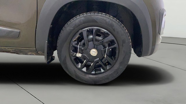 Second-hand 2019 Renault KWID RXL for sale in Kochi-26