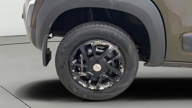 Second-hand 2019 Renault KWID RXL for sale in Kochi-27