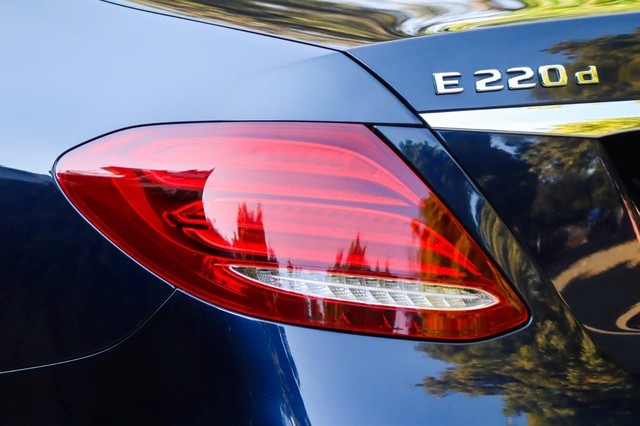 Mercedes-Benz E-Class Expression E 220d Second-hand 2020 Mercedes-Benz E-Class Expression E 220d for sale in New Delhi-5