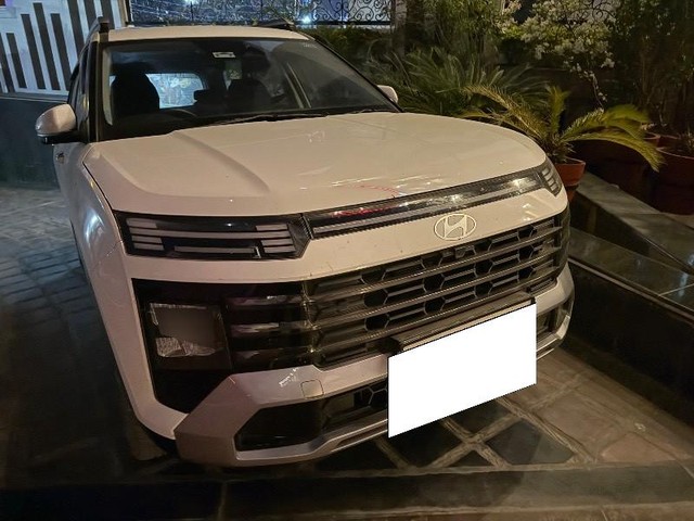 Hyundai Alcazar Signature DCT Second-hand 2025 Hyundai Alcazar Signature DCT for sale in Gonda-0