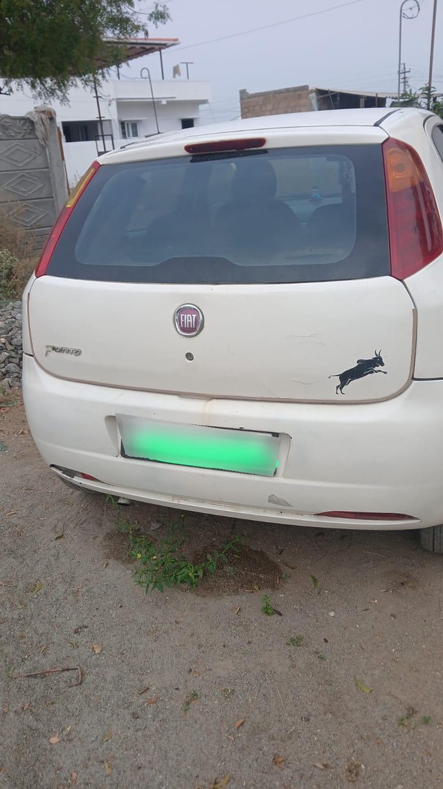 Second-hand 2009 Fiat Grande Punto 1.3 Emotion (Diesel) for sale in Coimbatore-5