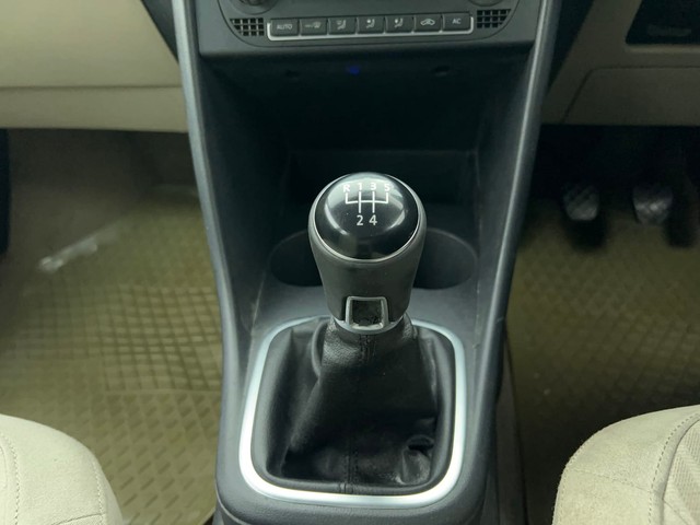 Second-hand 2013 Volkswagen Polo Petrol Highline 1.2L for sale in Chennai-12