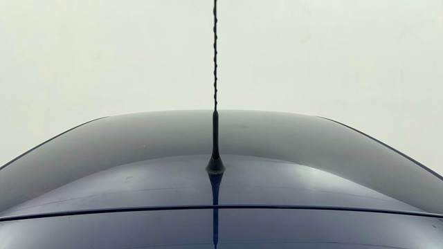 Second-hand 2013 Volkswagen Polo Petrol Highline 1.2L for sale in Chennai-22